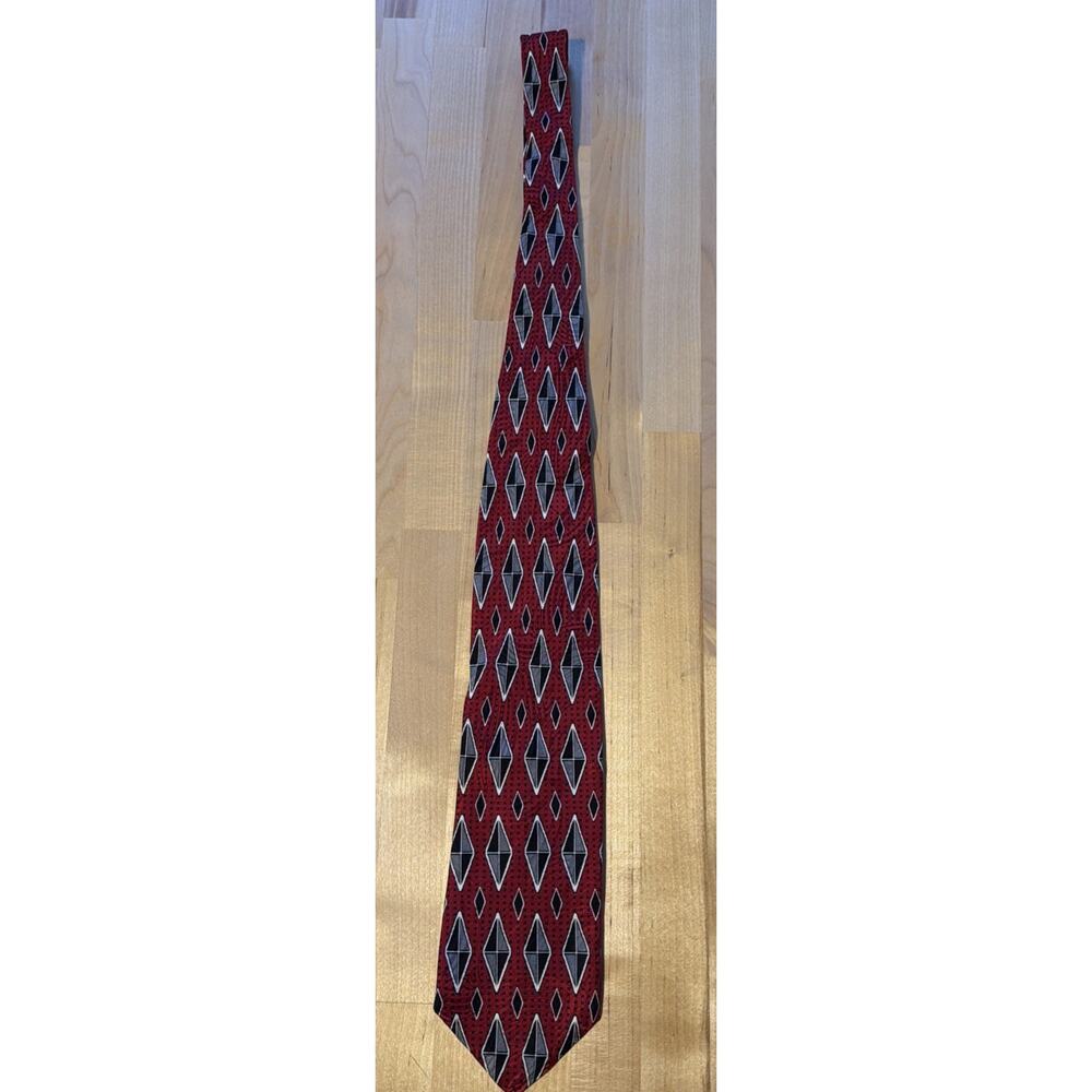 Giorgio Moreschi London Red Gray Neck Tie 100% Silk Designer Tie Diamonds
